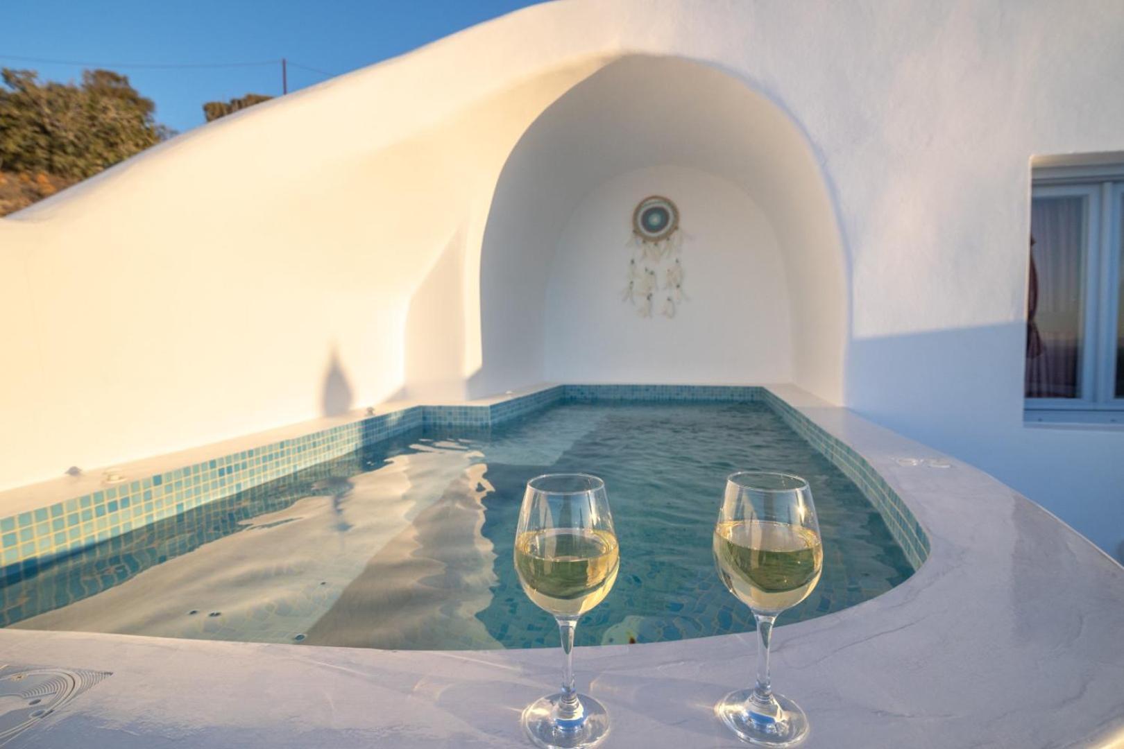 Sun Angelos Oia - Luxury Cave Suites Dış mekan fotoğraf