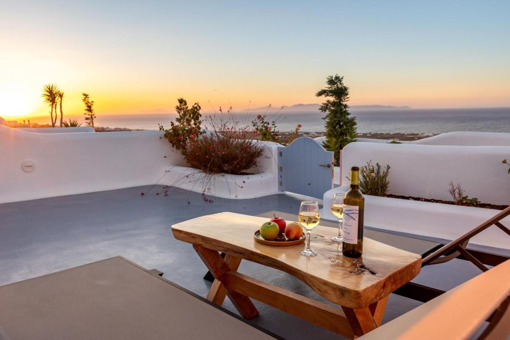 Sun Angelos Oia - Luxury Cave Suites Dış mekan fotoğraf